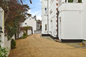 Photo 12- click for photo gallery